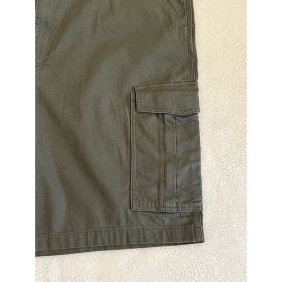 NWT Carhartt Rugged Flex Rigby Relaxed Fit Cargo 11" Shorts - Size 44 - Green - Picture 2 of 11